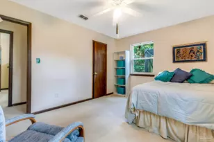 1370 Bayshore Ct, Gulf Breeze, FL 32563 - Photo 23