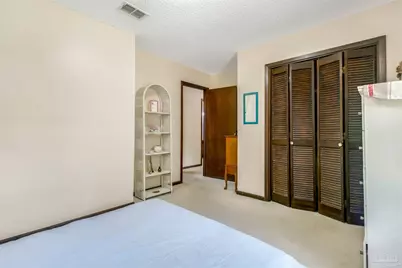 1370 Bayshore Ct, Gulf Breeze, FL 32563 - Photo 21
