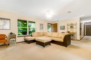 1370 Bayshore Ct, Gulf Breeze, FL 32563 - Photo 7