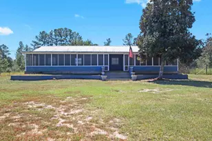 9561 S Trace Rd, Milton, FL 32583 - Photo 1