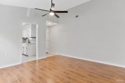 1344 Sunrunner Rd, Pensacola, FL 32504 - Photo 7