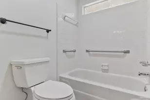 1344 Sunrunner Rd, Pensacola, FL 32504 - Photo 31