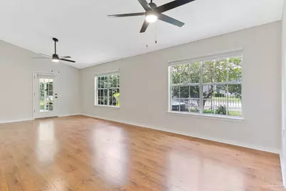 1344 Sunrunner Rd, Pensacola, FL 32504 - Photo 9