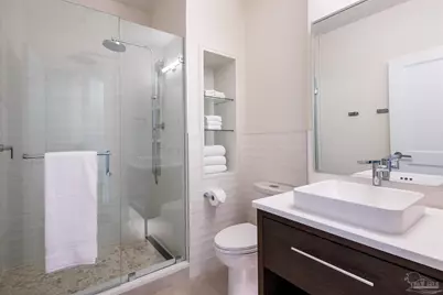 17 S Palafox Pl #313, Pensacola, FL 32502 - Photo 9