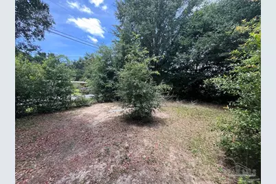 6464 Robin Ave #0, Milton, FL 32570 - Photo 5