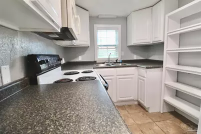 1303 N W St, Pensacola, FL 32505 - Photo 39