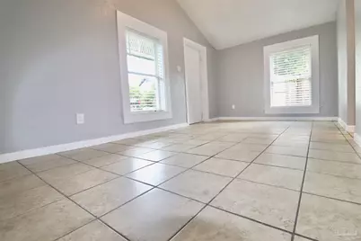1303 N W St, Pensacola, FL 32505 - Photo 43