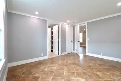 1303 N W St, Pensacola, FL 32505 - Photo 13