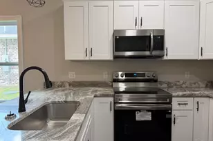 3296 Bonfire Dr, Milton, FL 32583 - Photo 5