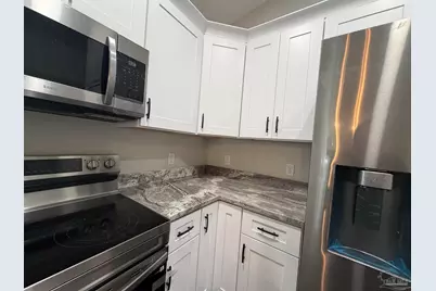 3296 Bonfire Dr, Milton, FL 32583 - Photo 5