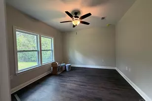 3296 Bonfire Dr, Milton, FL 32583 - Photo 11