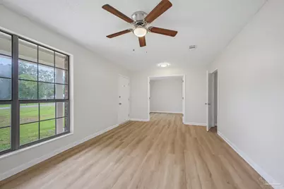 5560 Twin Creek Cir, Pace, FL 32571 - Photo 5