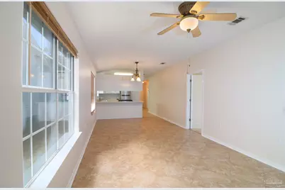 1669 Governors Dr, Pensacola, FL 32514 - Photo 11