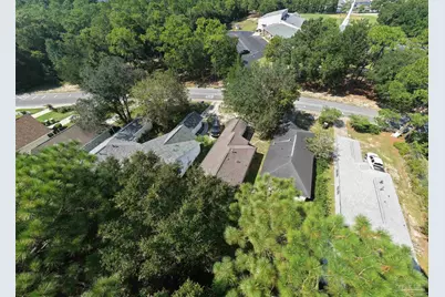 1669 Governors Dr, Pensacola, FL 32514 - Photo 5