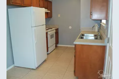 417 Oak Knoll Ln, Pensacola, FL 32506 - Photo 3