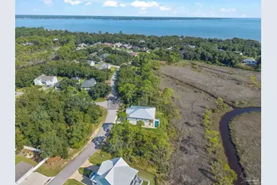 5756 Boca Ciega Blvd, Pensacola, FL 32507 - Photo 9