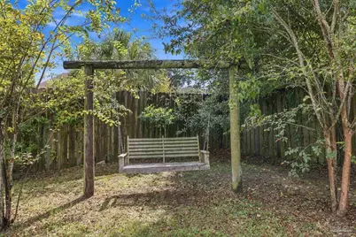 1808 N Reus St, Pensacola, FL 32501 - Photo 37