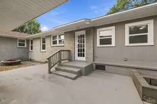 1808 N Reus St, Pensacola, FL 32501 - Photo 33