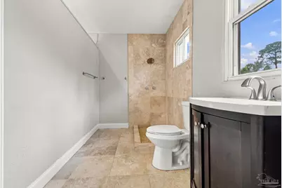 1808 N Reus St, Pensacola, FL 32501 - Photo 27