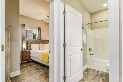 1002 W Main St, Pensacola, FL 32502 - Photo 17