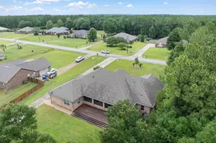 3093 Wallace Lake Rd, Pace, FL 32571 - Photo 3