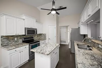 1923 Crown Pointe Blvd, Pensacola, FL 32506 - Photo 9