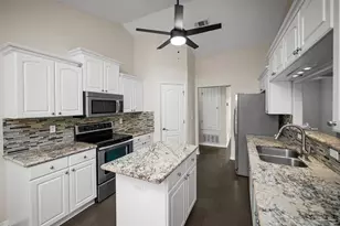 1923 Crown Pointe Blvd, Pensacola, FL 32506 - Photo 9