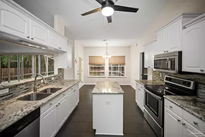 1923 Crown Pointe Blvd, Pensacola, FL 32506 - Photo 11