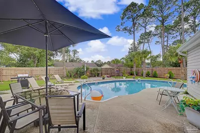 8144 El Dorado Dr, Pensacola, FL 32526 - Photo 5