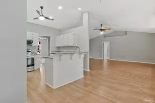 1028 Great Oaks Dr, Gulf Breeze, FL 32563 - Photo 15