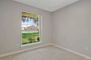 1028 Great Oaks Dr, Gulf Breeze, FL 32563 - Photo 5