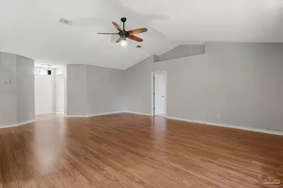 1028 Great Oaks Dr, Gulf Breeze, FL 32563 - Photo 13