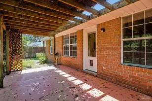 1028 Great Oaks Dr, Gulf Breeze, FL 32563 - Photo 41
