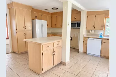 6400 White Oak Dr, Pensacola, FL 32503 - Photo 9