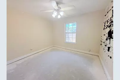 4042 Jacaranda Trc, Milton, FL 32583 - Photo 11