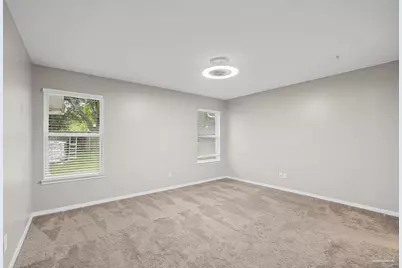2143 Yardley Cir, Pensacola, FL 32505 - Photo 33