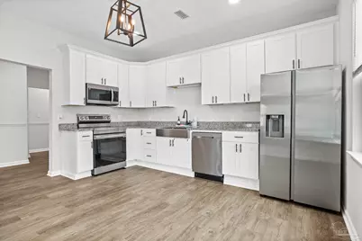 1100 W La Rua St, Pensacola, FL 32501 - Photo 3