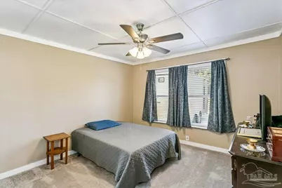 1482 S Fairfield Dr, Pensacola, FL 32507 - Photo 19
