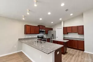 5605 Peach Dr, Pace, FL 32571 - Photo 5