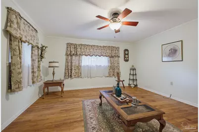 2370 Le Ruth Dr, Pensacola, FL 32514 - Photo 11