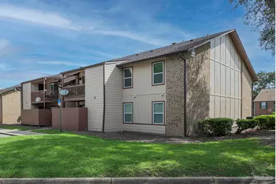 2303 Michigan Ave #E-1, Pensacola, FL 32526 - Photo 1