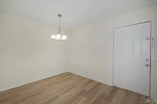 2303 Michigan Ave, Pensacola, FL 32526 - Photo 9