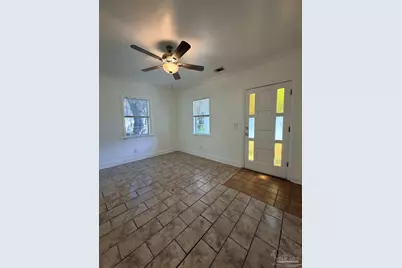 13 Lincoln Rd, Pensacola, FL 32507 - Photo 5