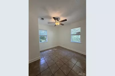 13 Lincoln Rd, Pensacola, FL 32507 - Photo 13