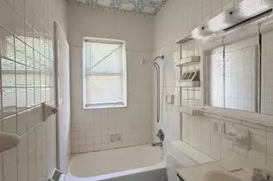 13 Lincoln Rd, Pensacola, FL 32507 - Photo 11