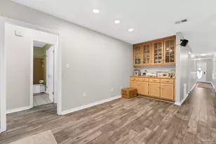 401 Bayshore Dr, Pensacola, FL 32507 - Photo 21