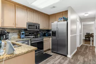 401 Bayshore Dr, Pensacola, FL 32507 - Photo 13