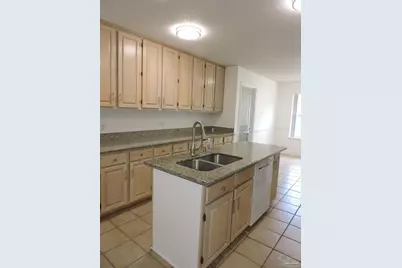6340 Summer Lakes Ln, Pensacola, FL 32504 - Photo 11