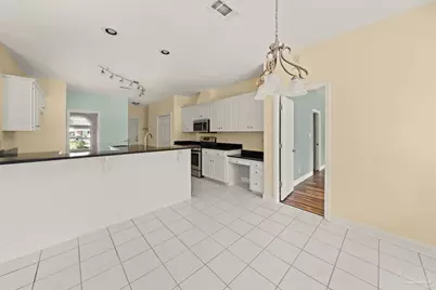 1017 Bushwood Dr, Cantonment, FL 32533 - Photo 19