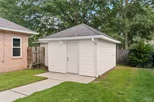 1017 Bushwood Dr, Cantonment, FL 32533 - Photo 43